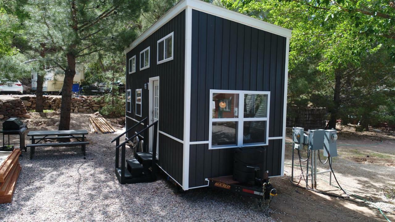 Hygge Tiny Home HUE-gah Leeds Bagian luar foto
