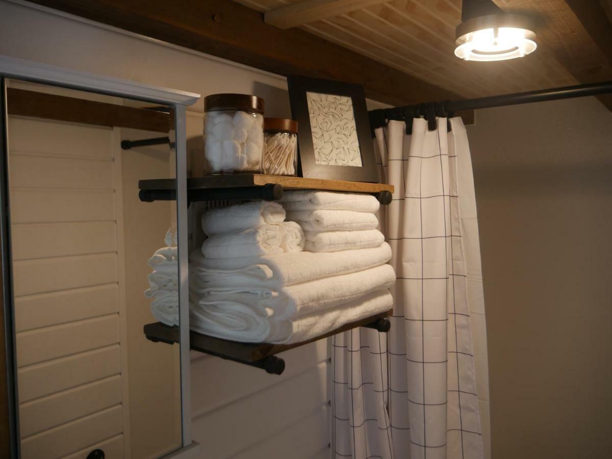 Hygge Tiny Home HUE-gah Leeds Bagian luar foto