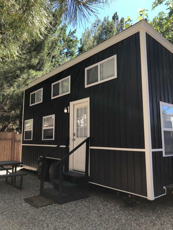 Hygge Tiny Home HUE-gah Leeds Bagian luar foto