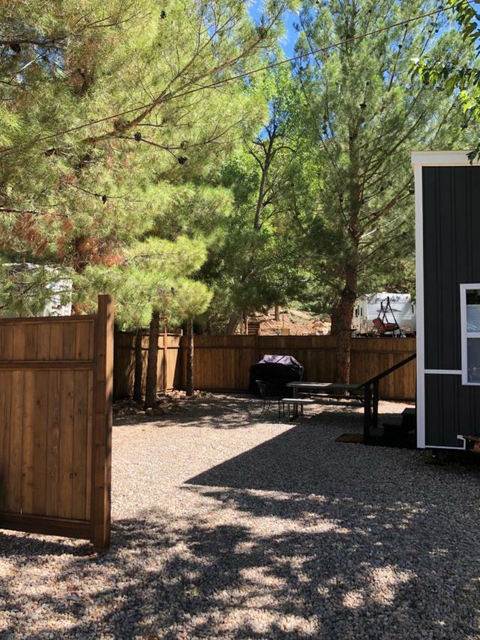 Hygge Tiny Home HUE-gah Leeds Bagian luar foto